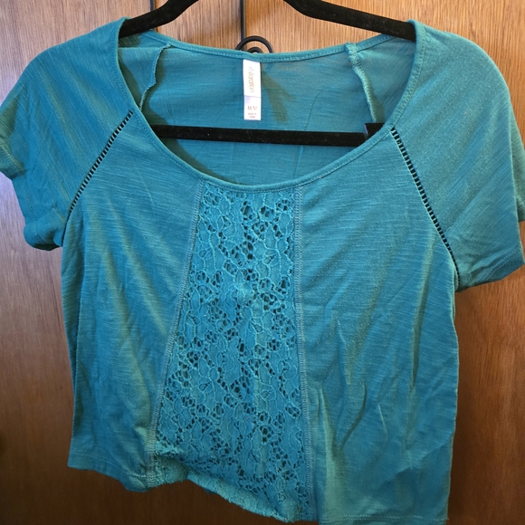 Xhilaration Tops - Xhilaration Jade Green Crochet-Panel Crop Top
